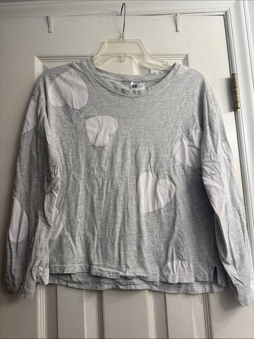 H&M Gray Long Sleeve Heart Print Shirt size M